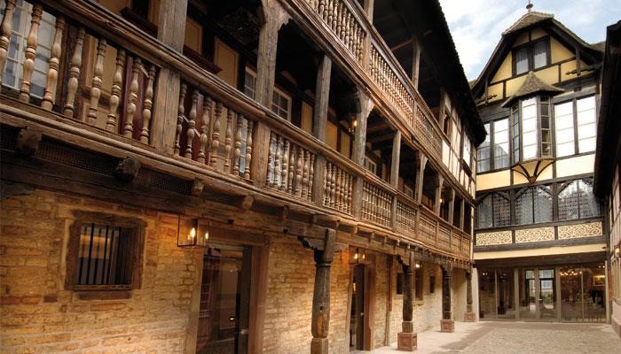 Hôtel cour du Corbeau à Strasbourg